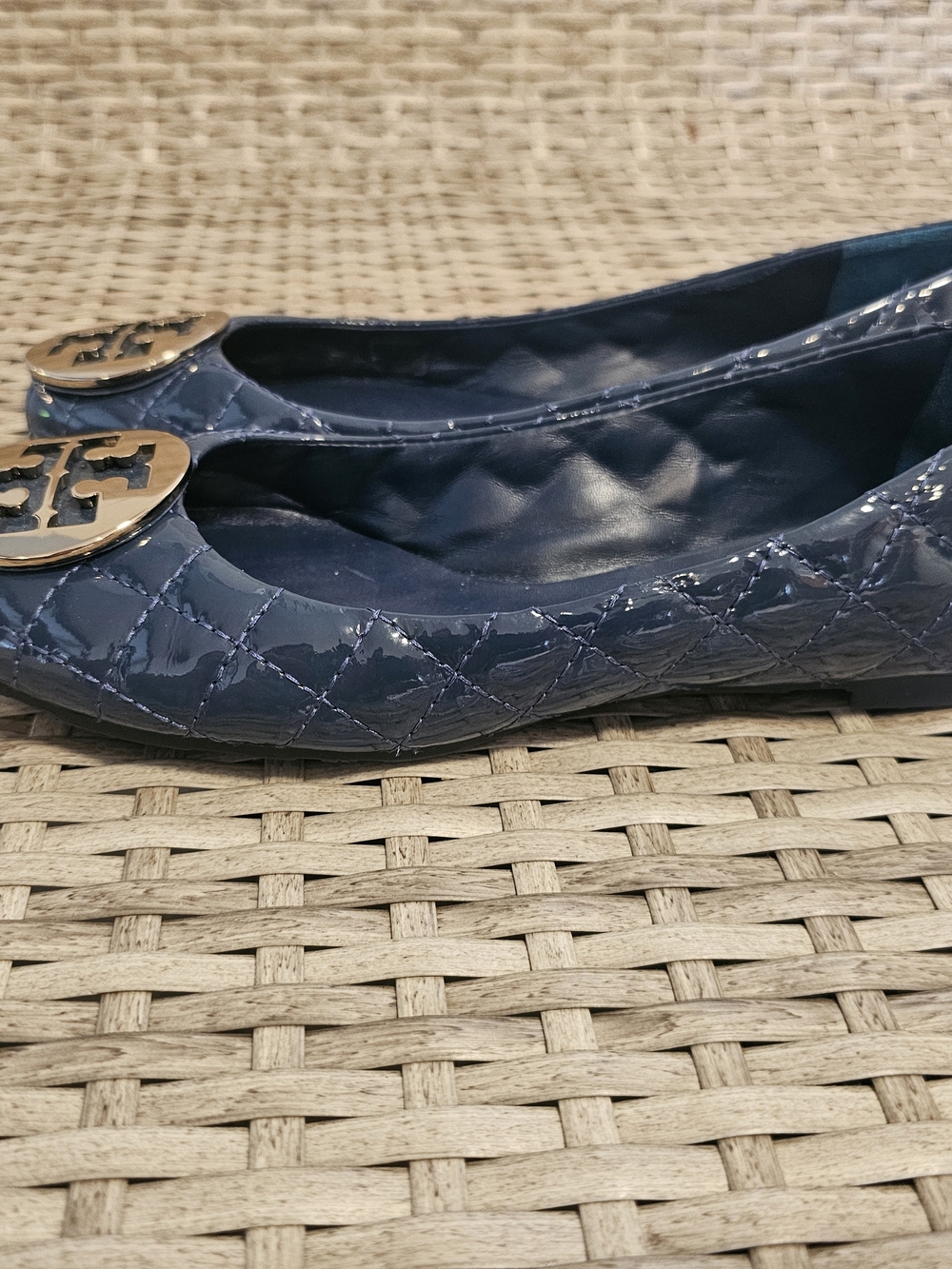 Tory Burch Navy Patent Leather Logo Ballet Flats - Picture 5 of 8
